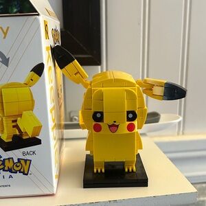 Pokemon Pikachu Building Set - Bright Yellow
